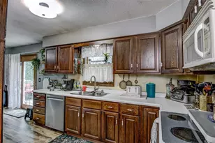 2850 Mercury Ave, Eau Claire, WI 54703 - Photo 3