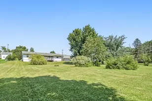317 Grant St, Augusta, WI 54722 - Photo 7