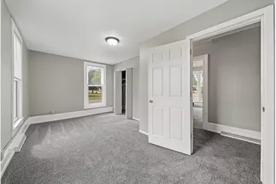 639 Niagara Street #1-2, Eau Claire, WI 54703 - Photo 13