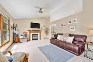 344 Saxonwood Rd, Altoona, WI 54720 - Photo 7