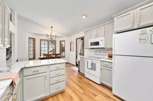 344 Saxonwood Rd, Altoona, WI 54720 - Photo 15