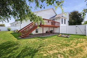344 Saxonwood Rd, Altoona, WI 54720 - Photo 3