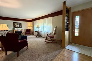 404 Edward St, Chippewa Falls, WI 54729 - Photo 5