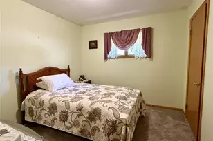 404 Edward St, Chippewa Falls, WI 54729 - Photo 17
