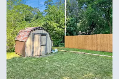 1542 Bellevue Avenue, Eau Claire, WI 54703 - Photo 7