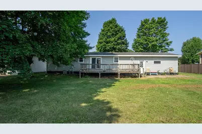 804 Thompson Street, Bloomer, WI 54724 - Photo 13