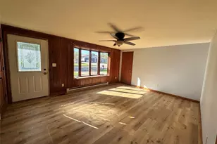 804 Thompson St, Bloomer, WI 54724 - Photo 5