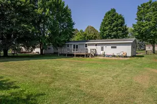 804 Thompson St, Bloomer, WI 54724 - Photo 15