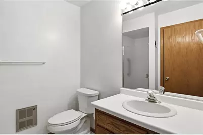 3728 Forest Heights Drive, Eau Claire, WI 54701 - Photo 17
