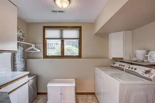 608 Manor Ct, Altoona, WI 54720 - Photo 43