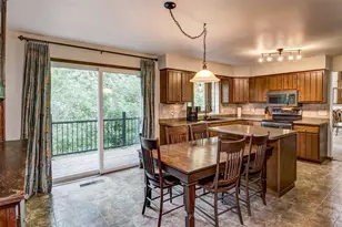 608 Manor Ct, Altoona, WI 54720 - Photo 5