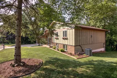 608 Manor Court, Altoona, WI 54720 - Photo 33