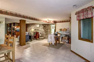 608 Manor Ct, Altoona, WI 54720 - Photo 21