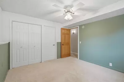 1105 Barry Avenue, Eau Claire, WI 54701 - Photo 21