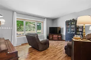 6903 Julius Dr, Eau Claire, WI 54701 - Photo 11
