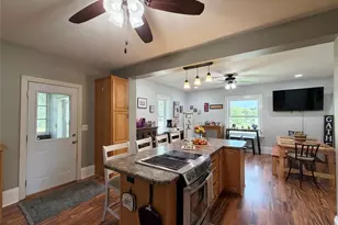 2022 Wheaton St, Chippewa Falls, WI 54729 - Photo 9