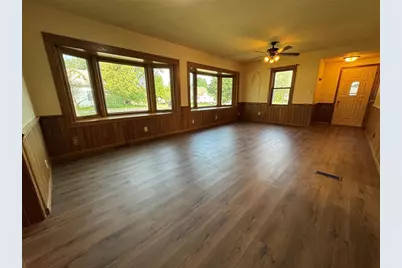 819 Platt Street, Eau Claire, WI 54703 - Photo 5
