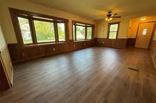 819 Platt St, Eau Claire, WI 54703 - Photo 5