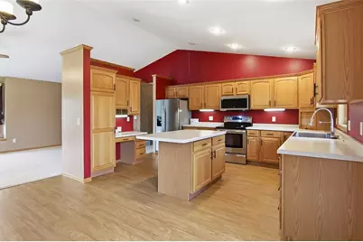 2115 Bordeaux Court, Eau Claire, WI 54703 - Photo 11