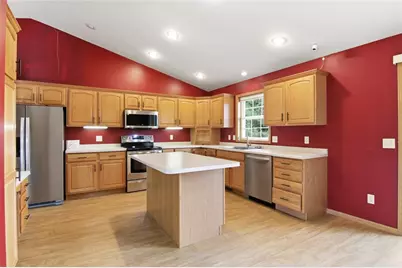 2115 Bordeaux Court, Eau Claire, WI 54703 - Photo 9