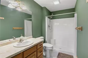 2115 Bordeaux Ct, Eau Claire, WI 54703 - Photo 17