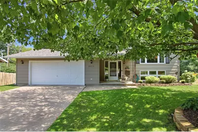2111 Carter Street, Eau Claire, WI 54703 - Photo 1
