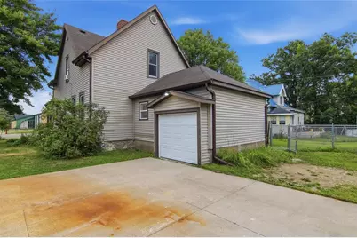 810 E La Salle Avenue, Barron, WI 54812 - Photo 35