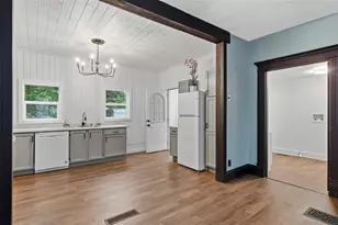 810 E La Salle Ave, Barron, WI 54812 - Photo 13