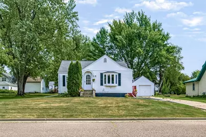 614 Park Avenue, Stanley, WI 54768 - Photo 1