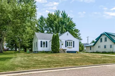 614 Park Avenue, Stanley, WI 54768 - Photo 3