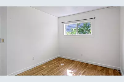 920 Cedar Street, Eau Claire, WI 54703 - Photo 7