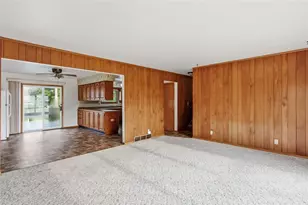217 Poplar St, Cadott, WI 54727 - Photo 5