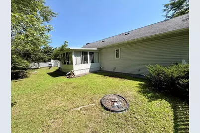 1432 Perry Street, Chippewa Falls, WI 54729 - Photo 33
