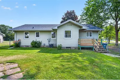 425 S 4th Street, Barron, WI 54812 - Photo 9