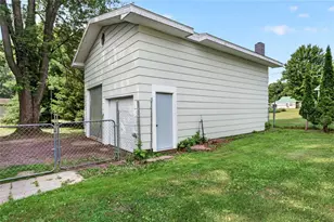 425 S 4th St, Barron, WI 54812 - Photo 7