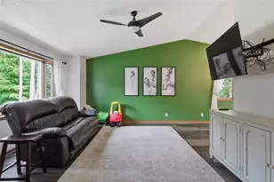 511 S Beach Dr, Altoona, WI 54720 - Photo 5