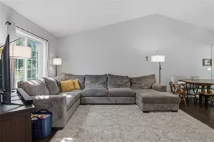 122 Eagle Ridge Ct, Eau Claire, WI 54703 - Photo 3