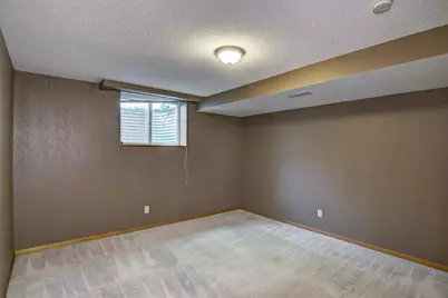 2728 Pine View Road, Eau Claire, WI 54703 - Photo 21