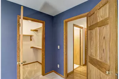 2728 Pine View Road, Eau Claire, WI 54703 - Photo 15