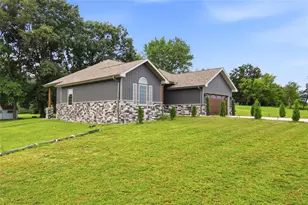 1020 Spruce Street, Black River Falls, WI 54615 - Photo 3