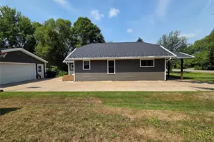405 2nd St, Withee, WI 54498 - Photo 3