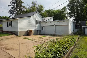 702 W Prospect St, Durand, WI 54736 - Photo 5