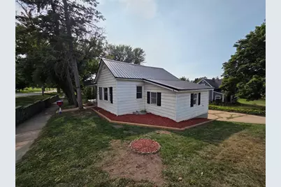 702 W Prospect Street, Durand, WI 54736 - Photo 3