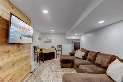 421 21st Avenue, Menomonie, WI 54751 - Photo 33