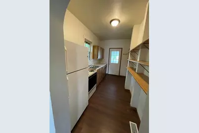 716 Niagara Street, Eau Claire, WI 54703 - Photo 3