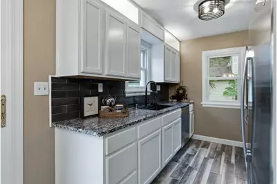 805 Doty Street, Eau Claire, WI 54701 - Photo 15