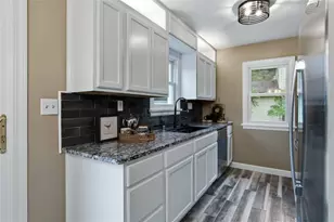 805 Doty St, Eau Claire, WI 54701 - Photo 15