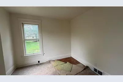 236 First Avenue, Chippewa Falls, WI 54729 - Photo 9