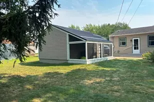 2120 Valmont Ave, Eau Claire, WI 54701 - Photo 3