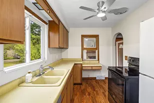 2404 Willis Ave, Eau Claire, WI 54703 - Photo 15